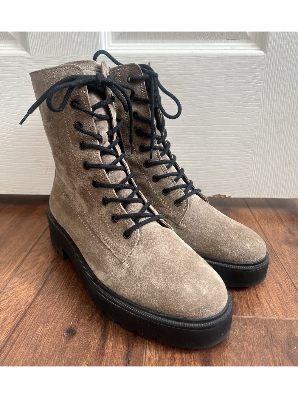 PAUL GREEN Women's Jackson Lug Sole Taupe Suede Lace Combat Boots Shoes Sz 7.5